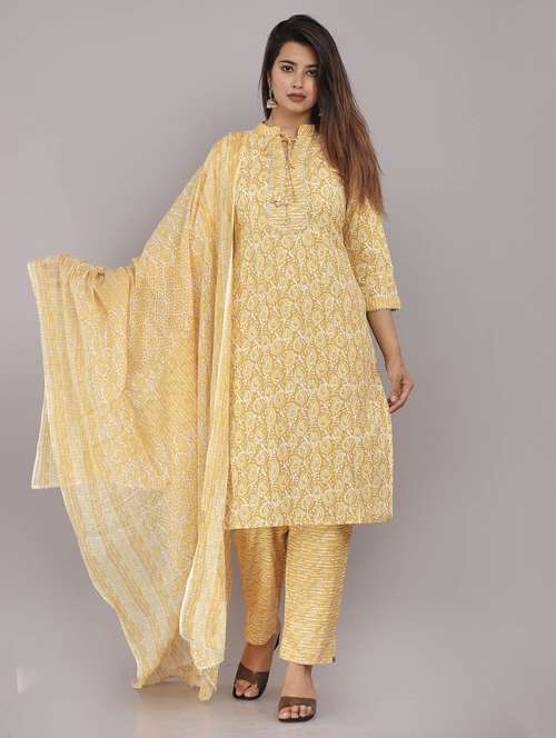 women three quarter sleeve kurta pant with dupatta set - 21171661 - Standard Image - 0