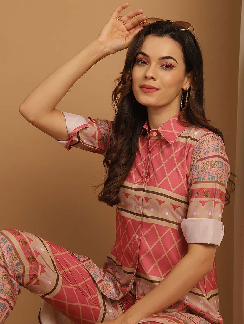 pink viscose top and trouser co-ord set - 21172607 -  Standard Image - 4
