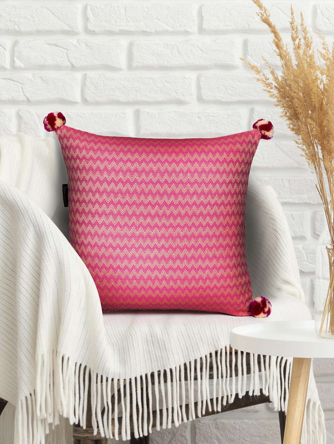 mezposh hot pink & beige chevron  cotton acrylic jacquard cushion cover (16"x16") - 21172655 -  Zoom Image - 0