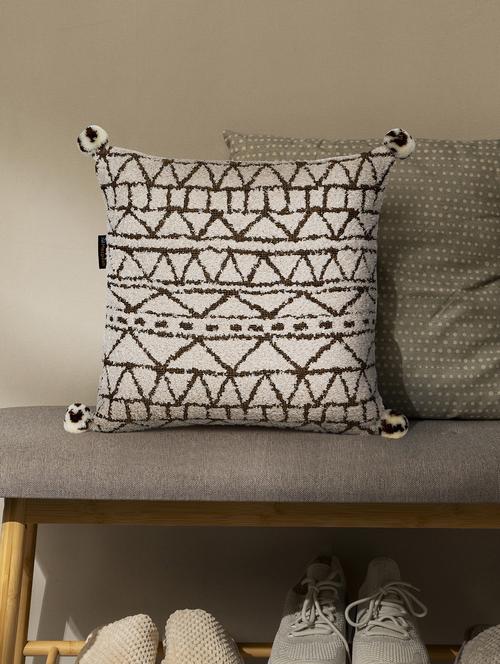 mezposh cream & gold geometric cotton acrylic jacquard cushion cover (16"x16") - 21172658 - Standard Image - 0