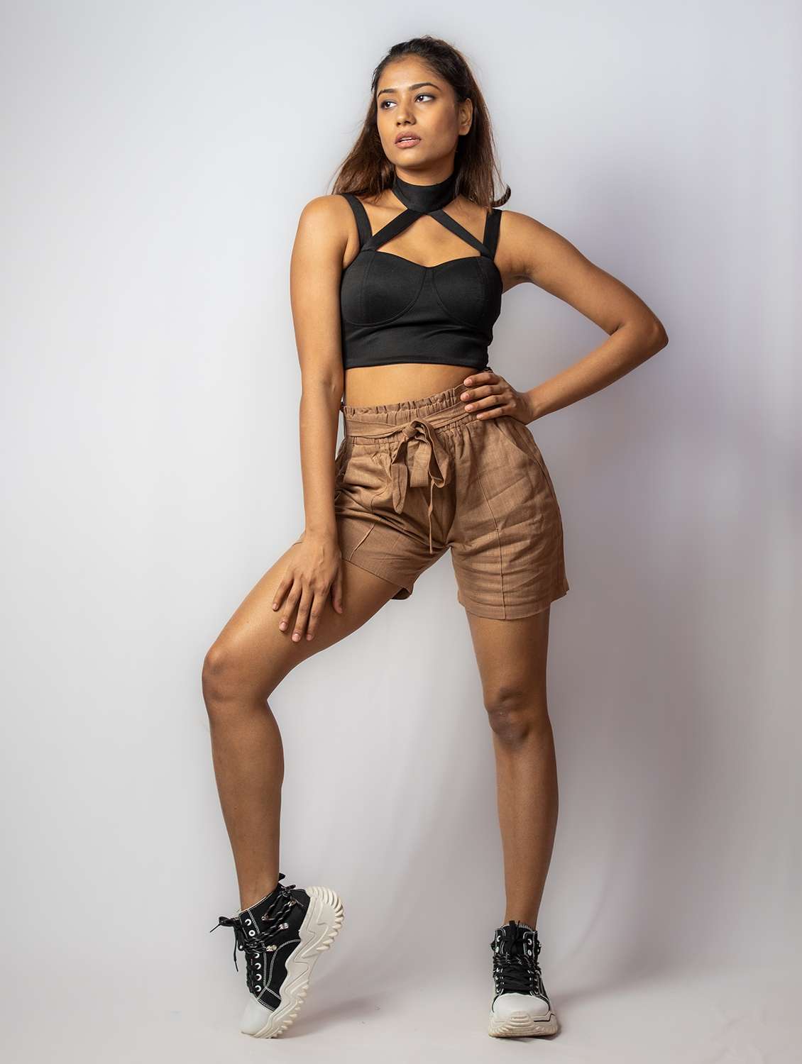 brown cotton blend shorts - 21173355 -  Standard Image - 4