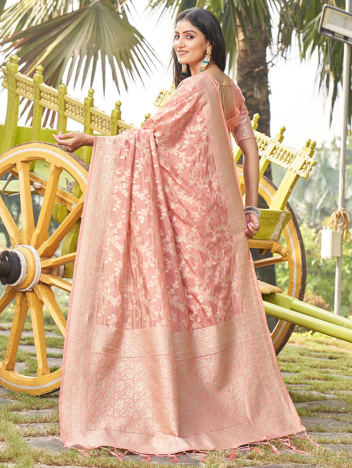 women self design banarasi saree - 21173976 - Standard Image - 1