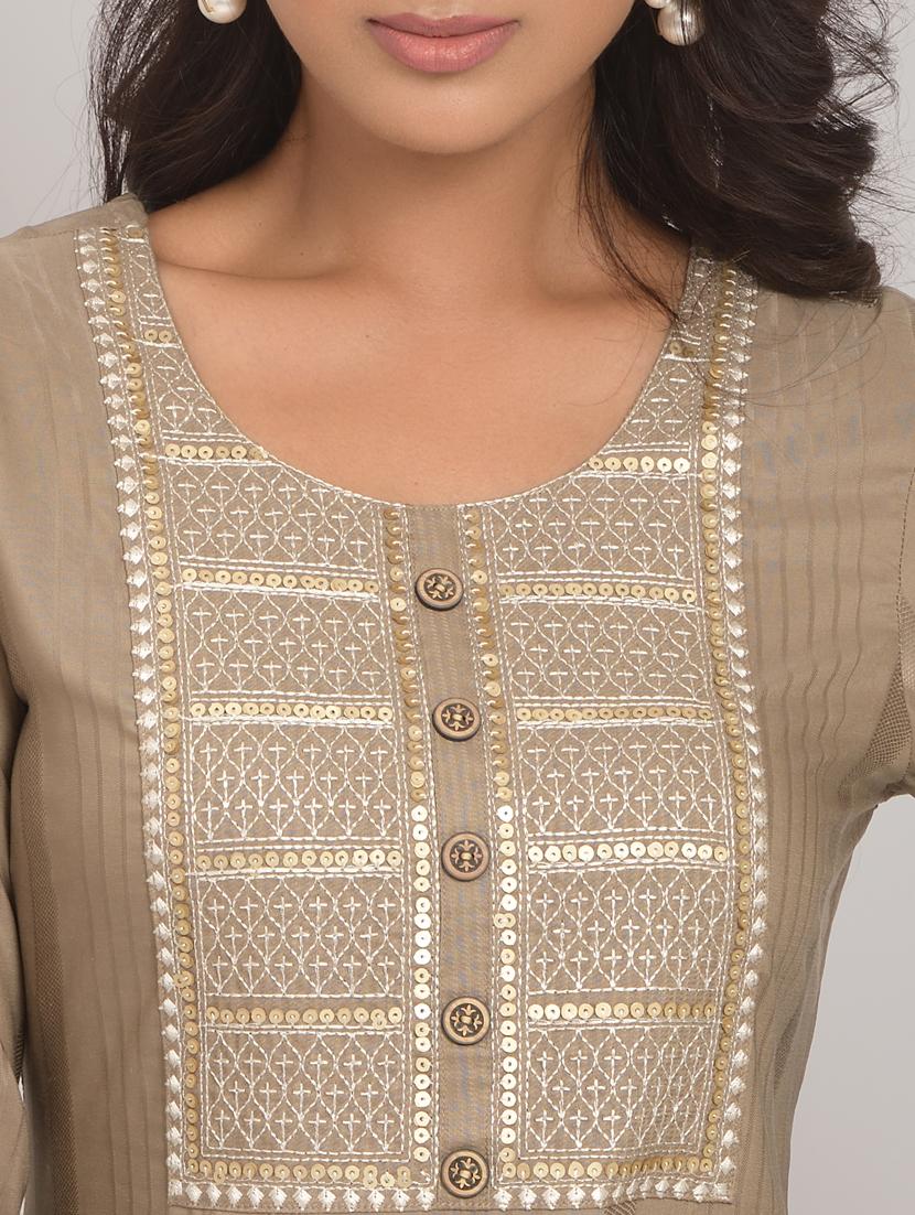 women three quarter sleeve suit set - 21176312 - Standard Image - 4