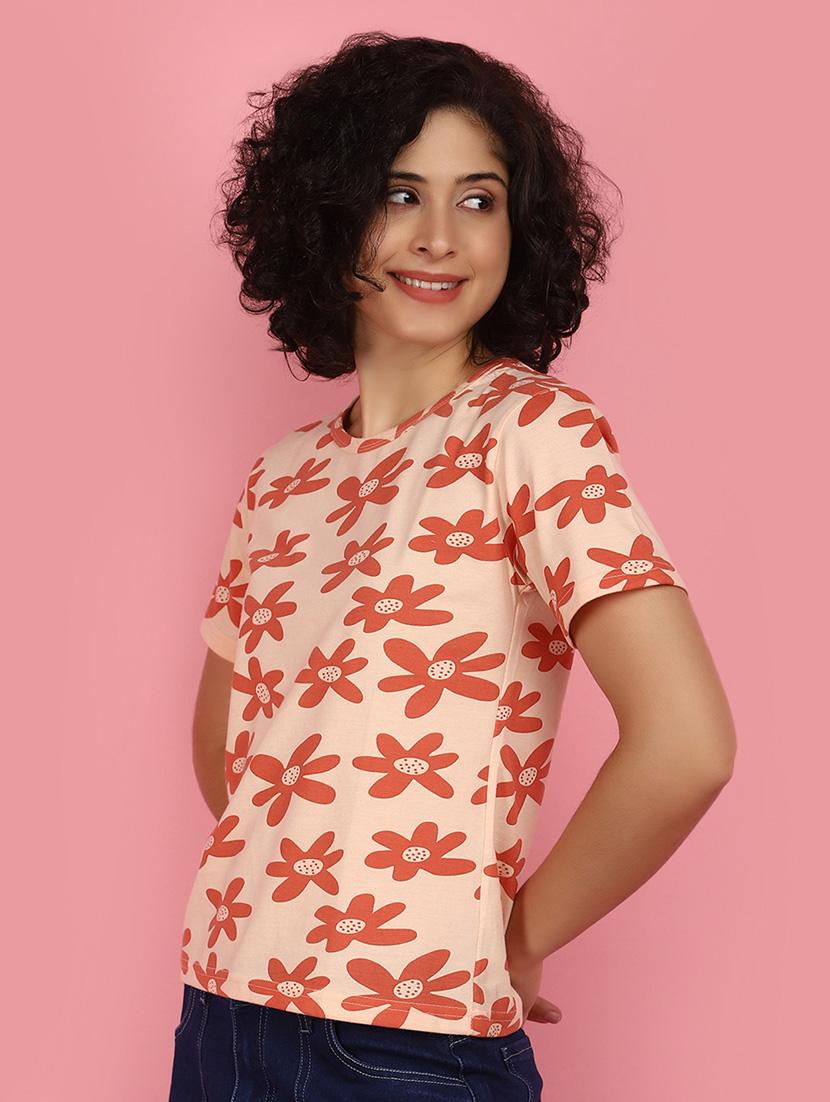 women all over print round neck t-shirt - 21176865 -  Standard Image - 1