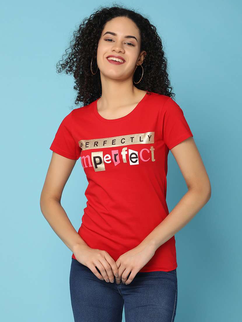 women chest print round neck t-shirt