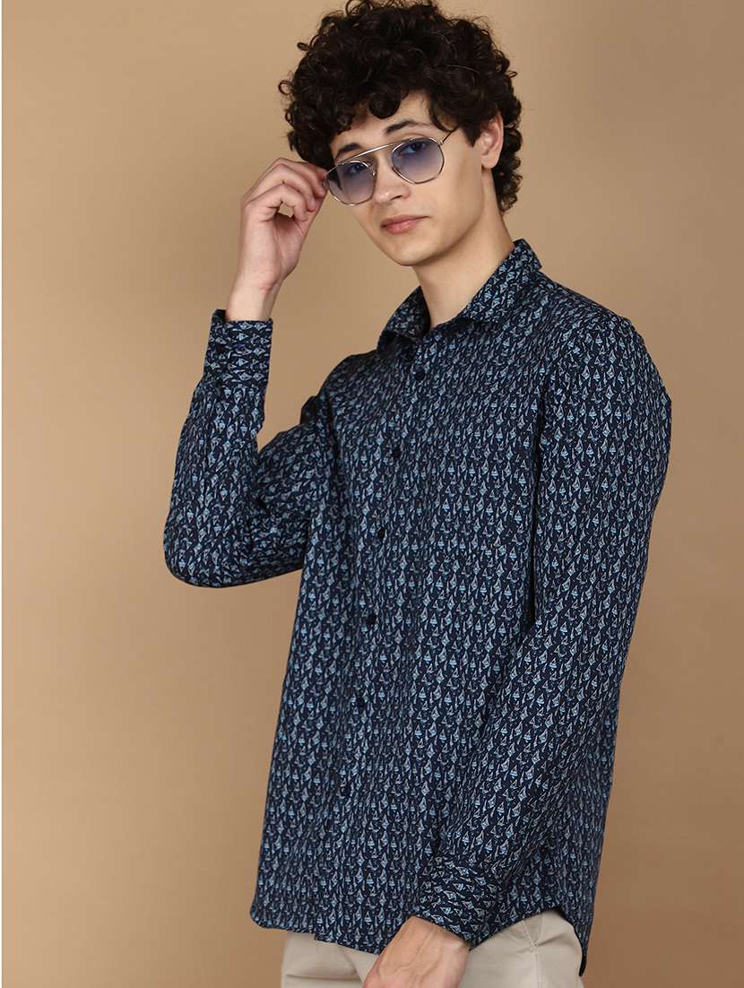 men collared long sleeves casual shirt - 21177073 -  Standard Image - 1