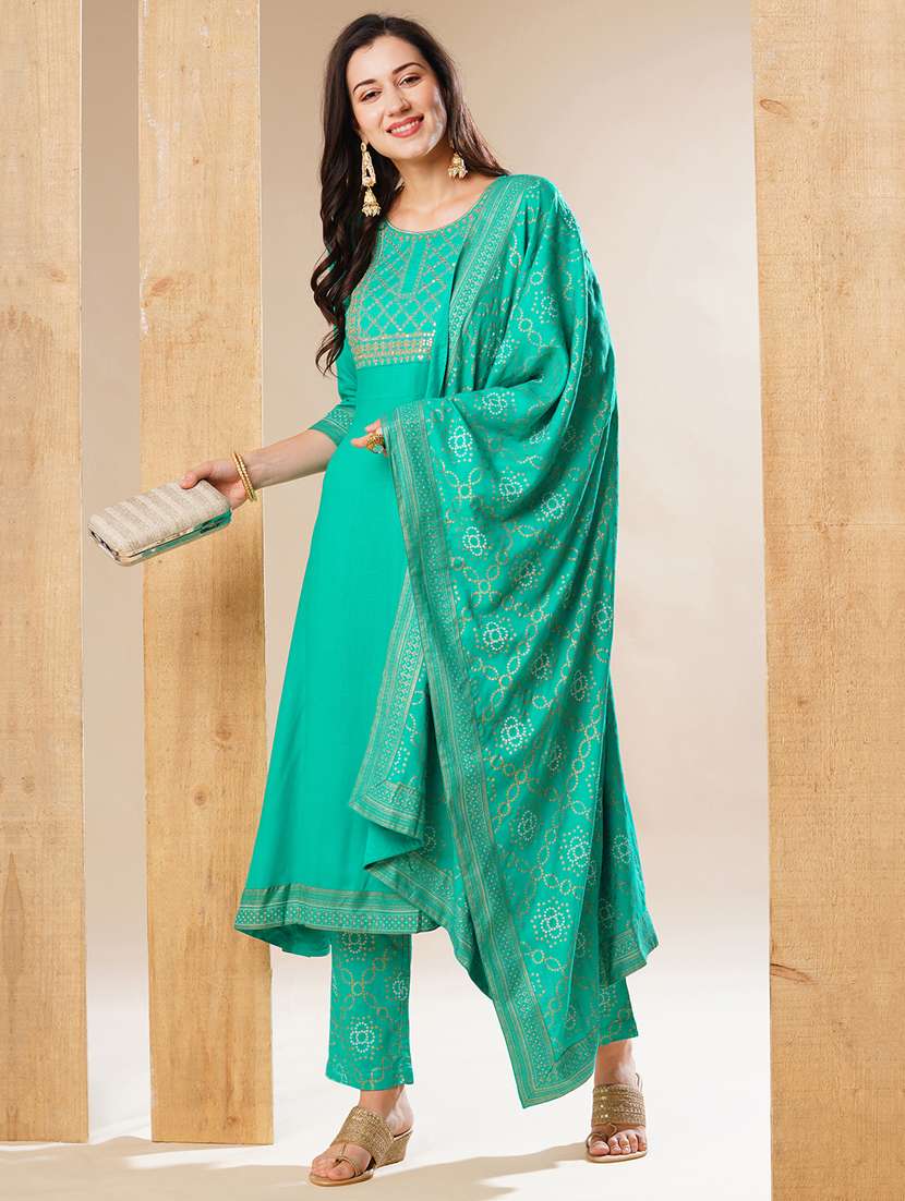 globus women green embroidered yoke a-line festive kurta with dupatta & pant set - 21178333 -  Standard Image - 1