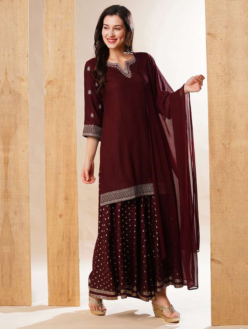 globus women maroon embroidered neckline straight festive kurta set with palazzos & dupatta - 21178342 -  Standard Image - 1