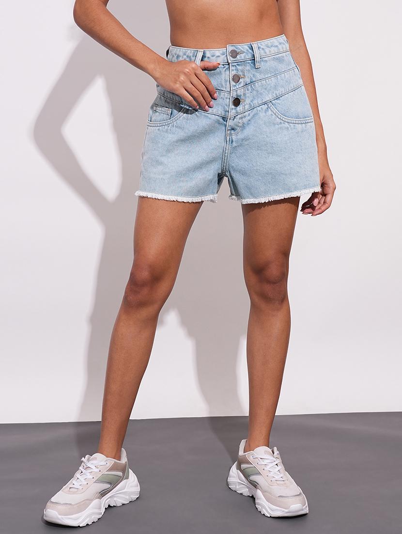 globus women light blue slim fit mid-rise washed frayed hem denim shorts - 21179705 - Zoom Image - 0