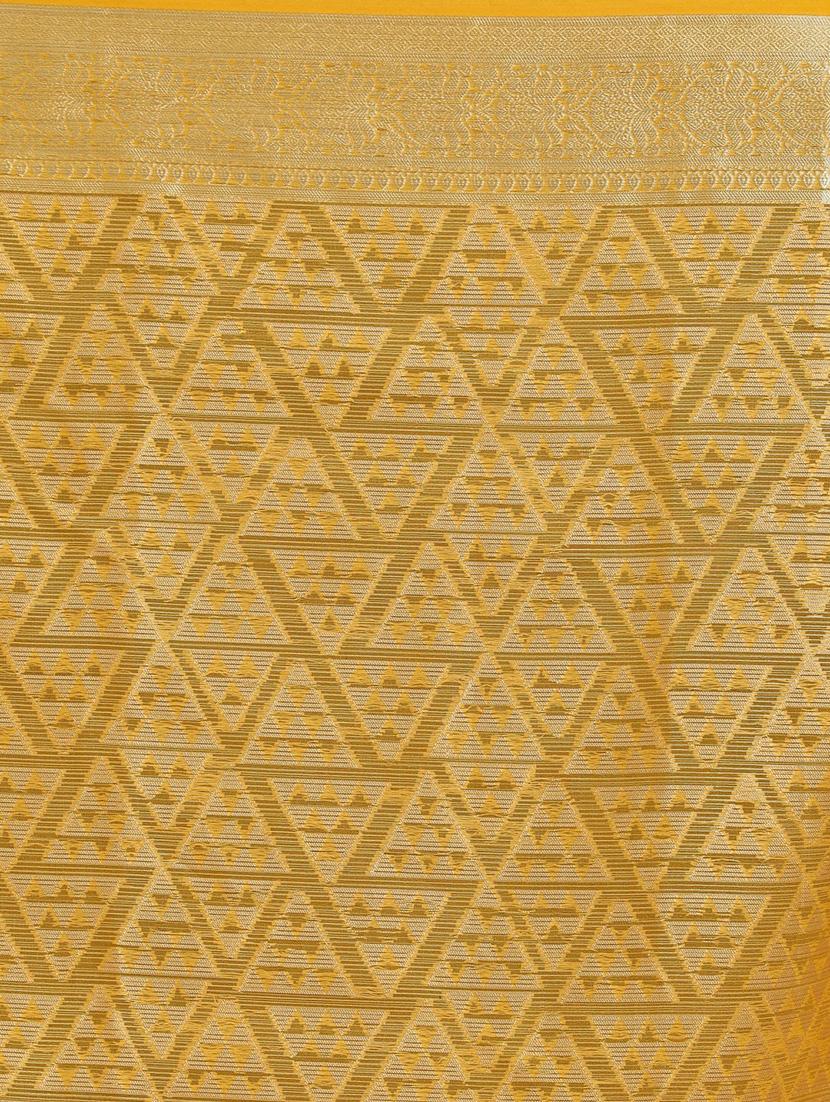 women self design banarasi saree with blouse - 21185580 - Standard Image - 4