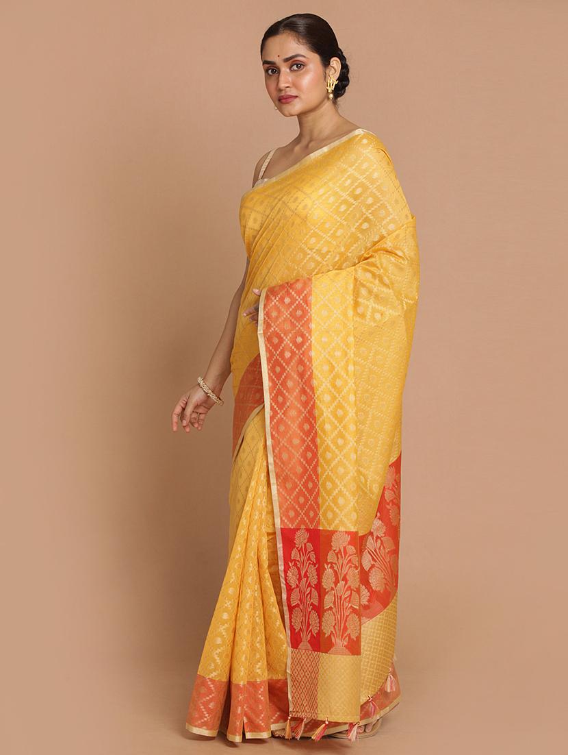 women self design bordered saree with blouse - 21185584 - Standard Image - 1