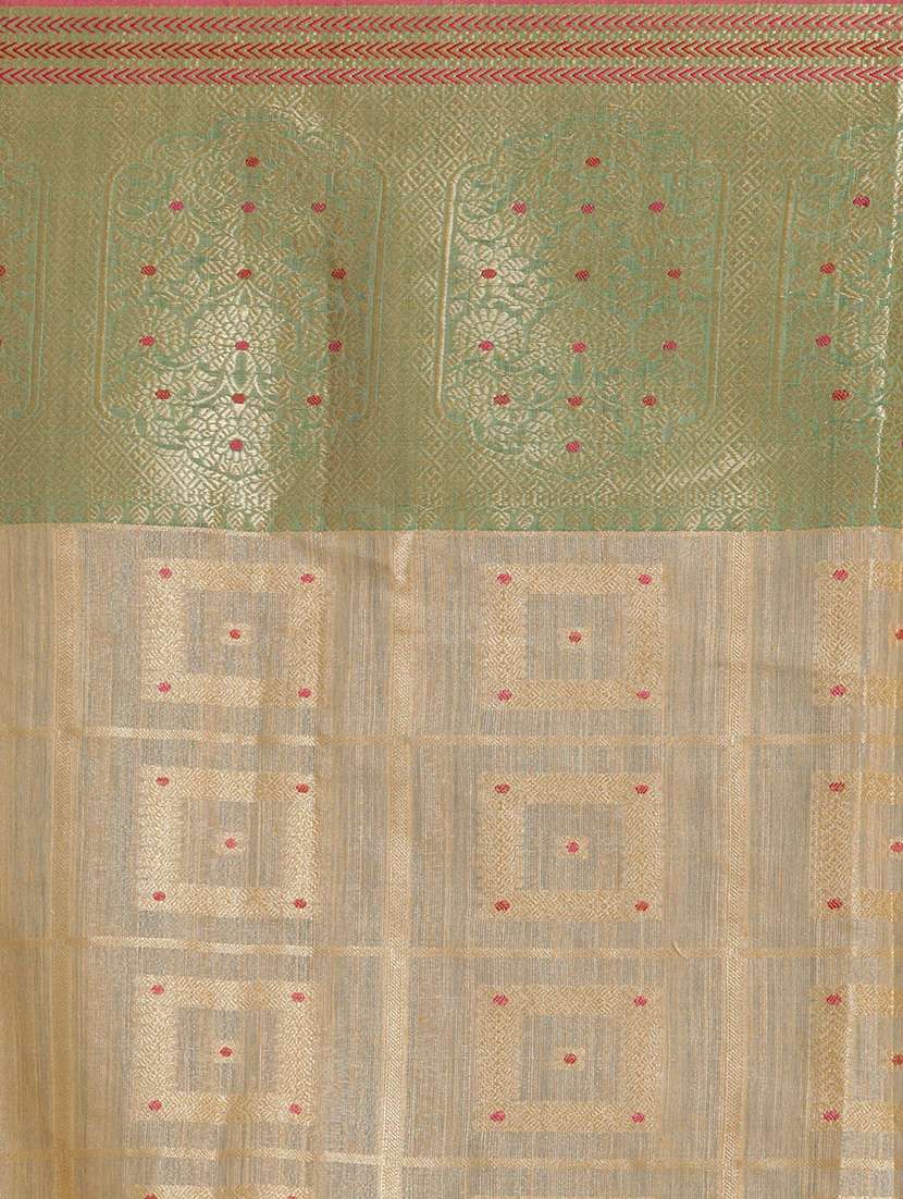 women self design bordered saree - 21185804 - Standard Image - 4