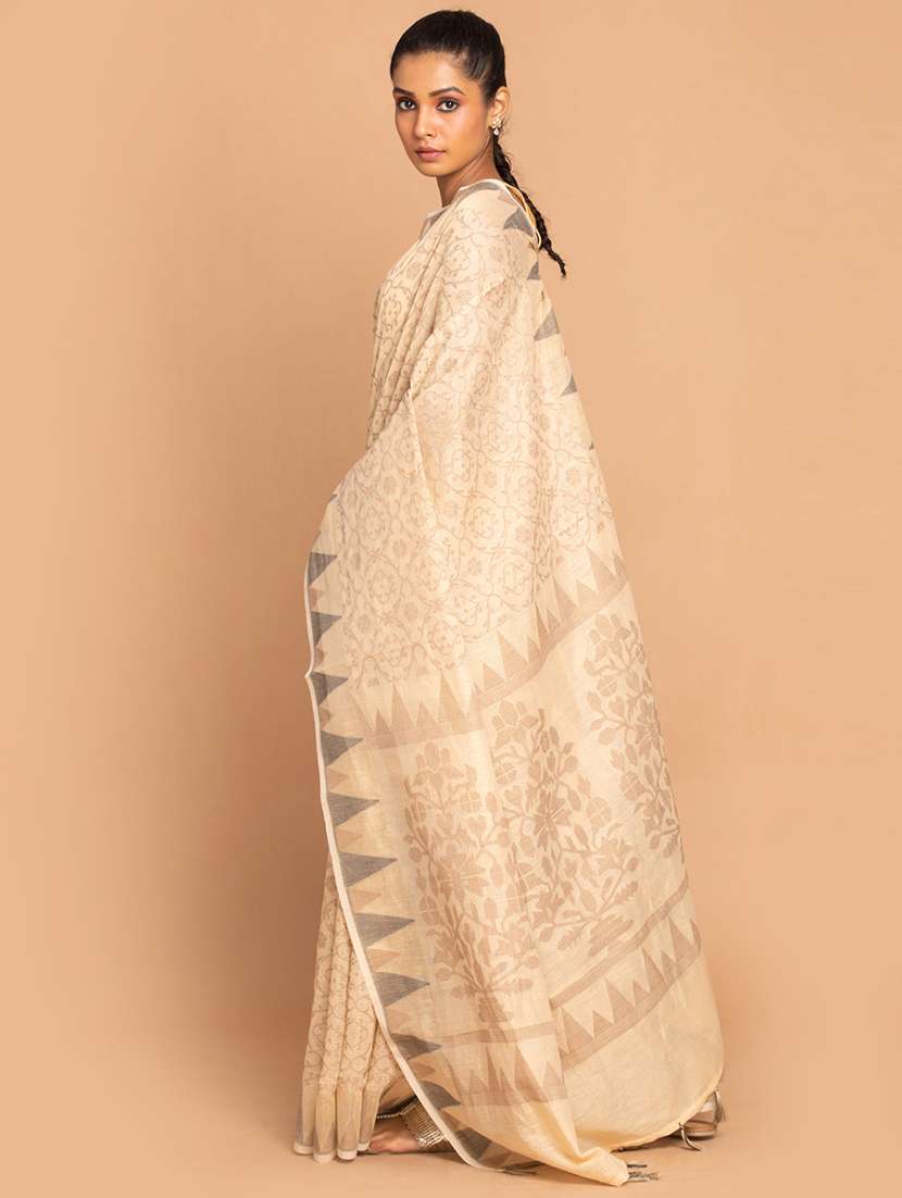 women self design handloom saree with blouse - 21185921 - Standard Image - 1