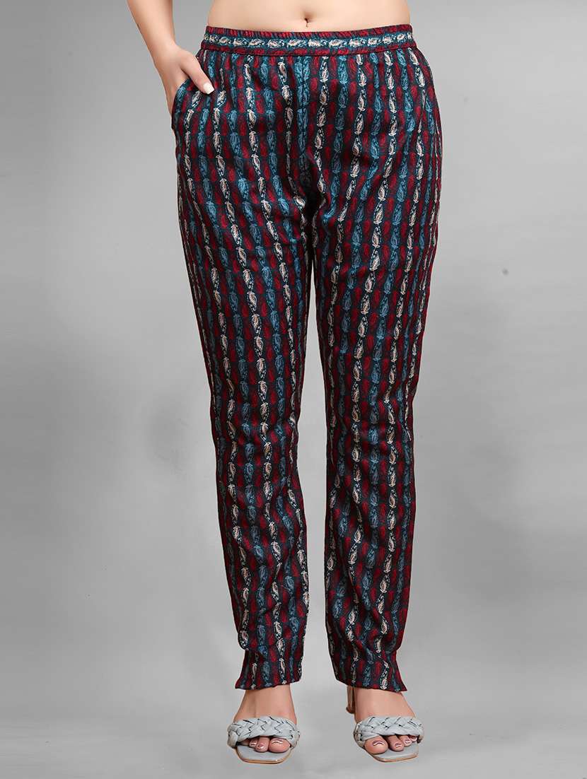 women round neck kurta pant set - 21186109 -  Standard Image - 4