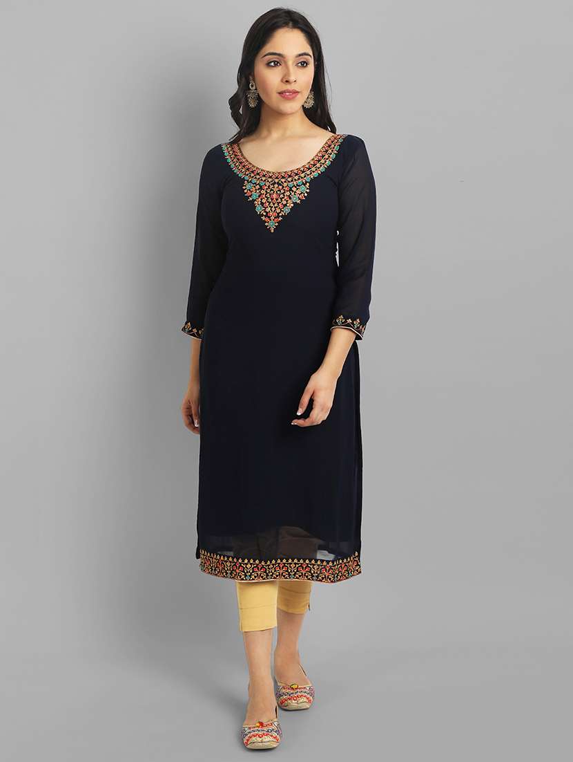 women three quarter sleeve straight kurta