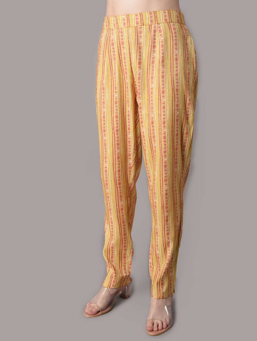 women yellow printed notch neck kurta pant set - 21221528 -  Standard Image - 4