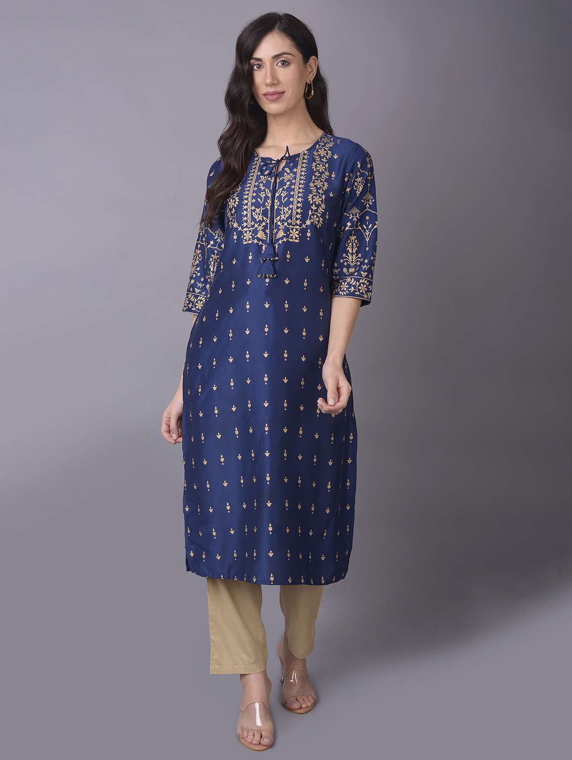 women three quarter sleeve straight kurta