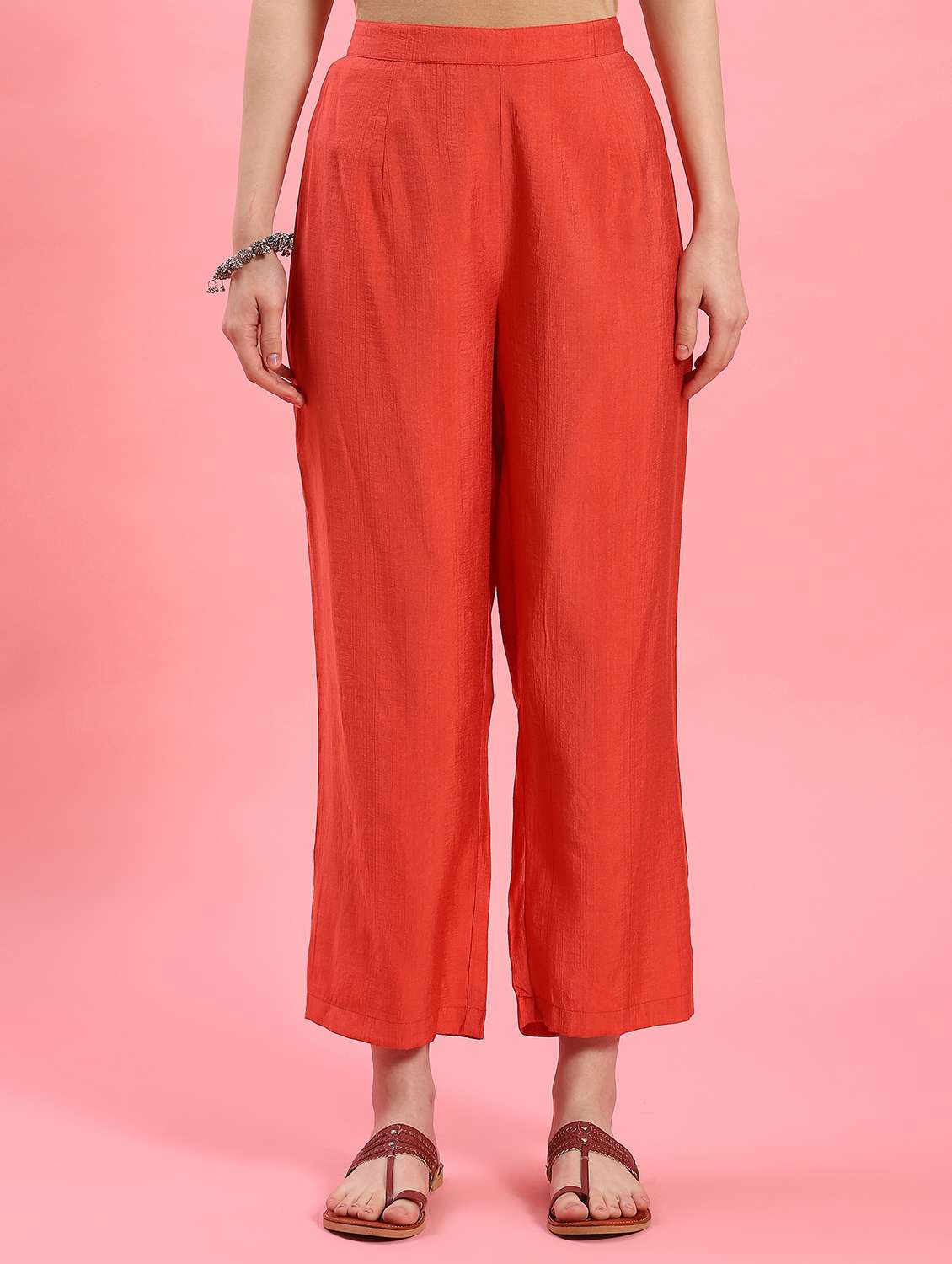 women embroidered kurta palazzo set with dupatta - 21221570 -  Standard Image - 4