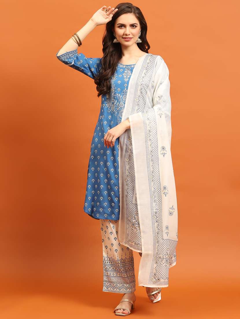 women printed kurta pant set with dupatta