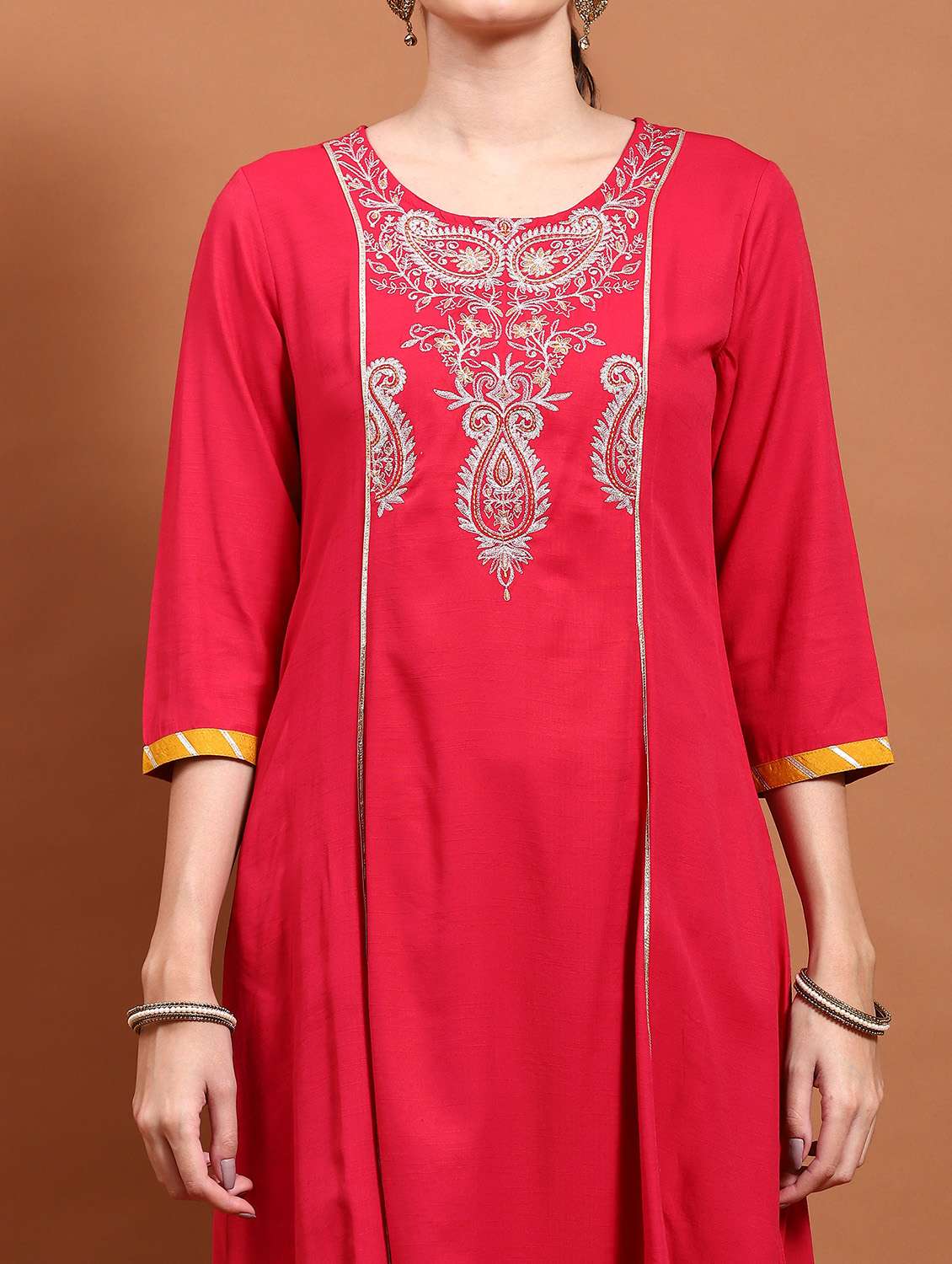 women three quarter sleeve kurta pant with dupatta set - 21221711 - Standard Image - 6