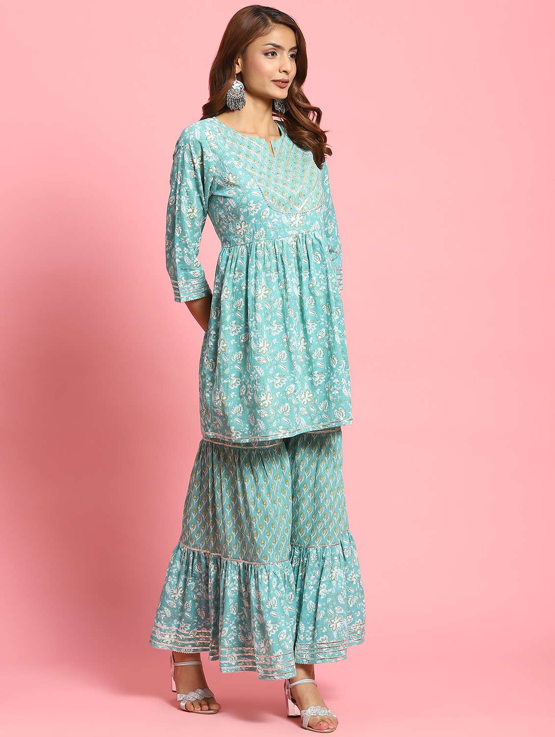 Women Kurta Sharara Set With Dupatta