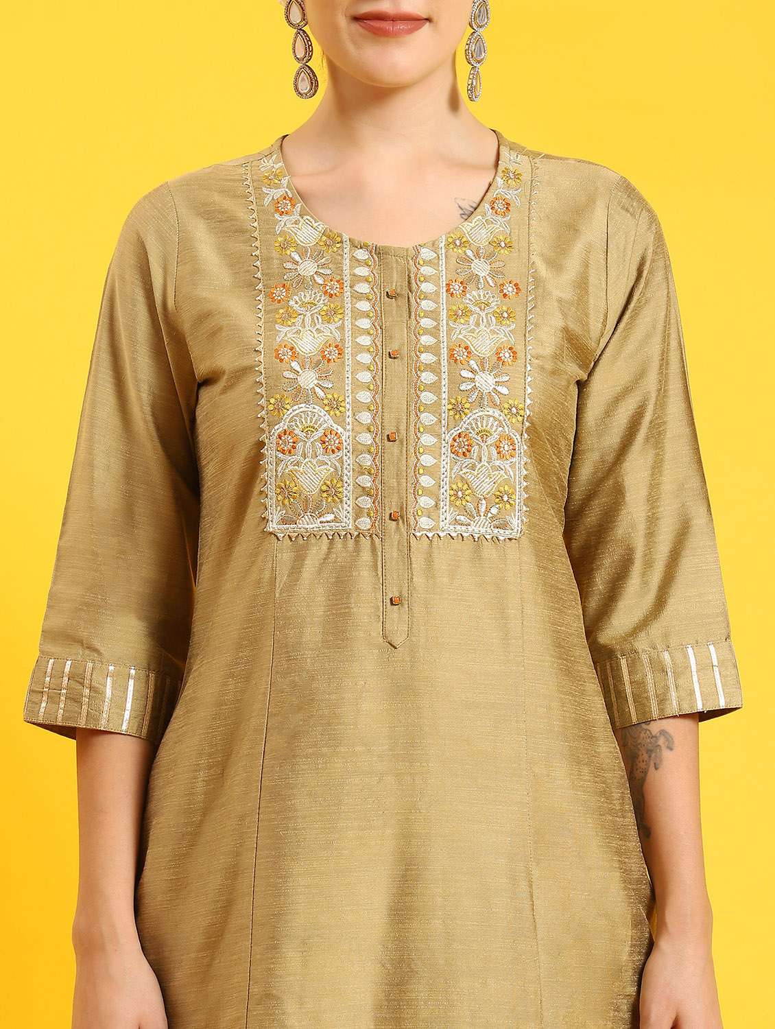 women embroidered kurta pant set with dupatta - 21221723 - Standard Image - 6