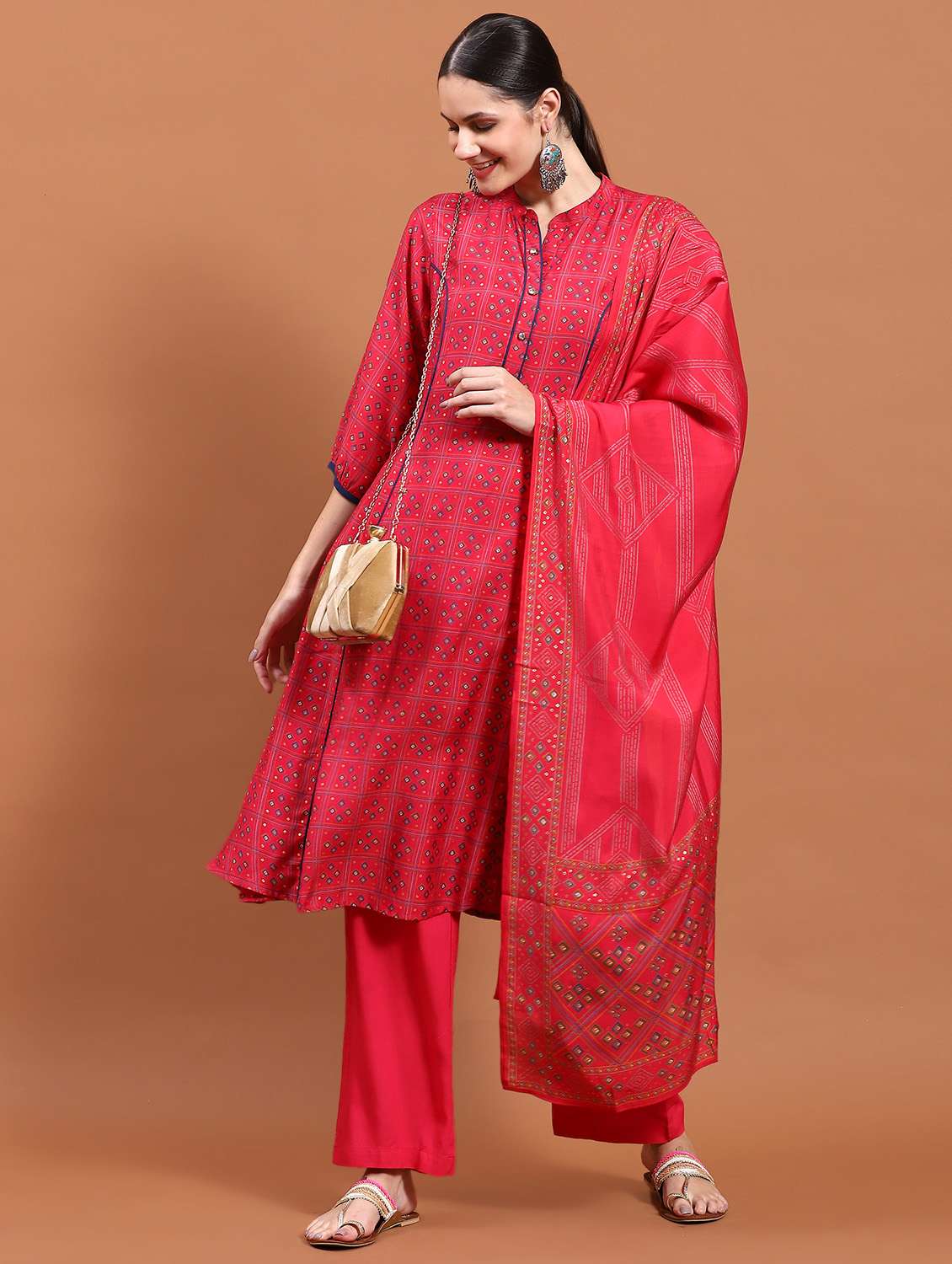 women three quarter sleeve kurta pant with dupatta set