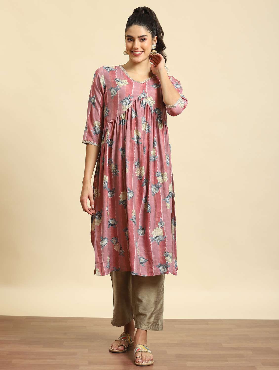 women pink floral printed kurta  - 21221751 -  Standard Image - 1