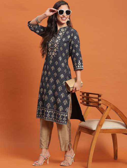 women three quarter sleeve straight kurta - 21221768 -  Standard Image - 0