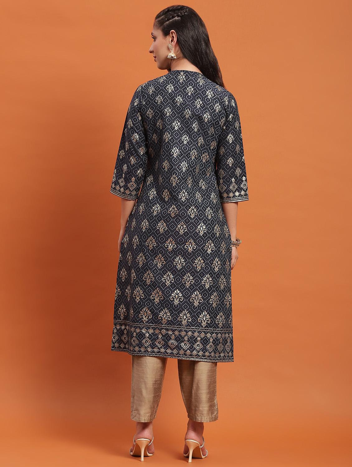 women three quarter sleeve straight kurta - 21221768 - Standard Image - 4