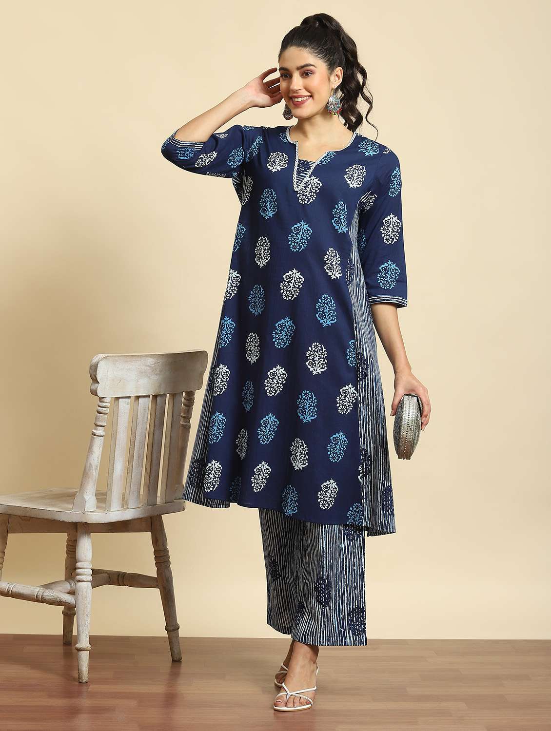 women blue kurta pant set