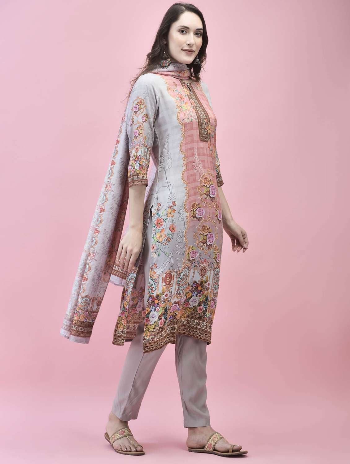 women three quarter sleeve kurta pant with dupatta set - 21221796 -  Standard Image - 4