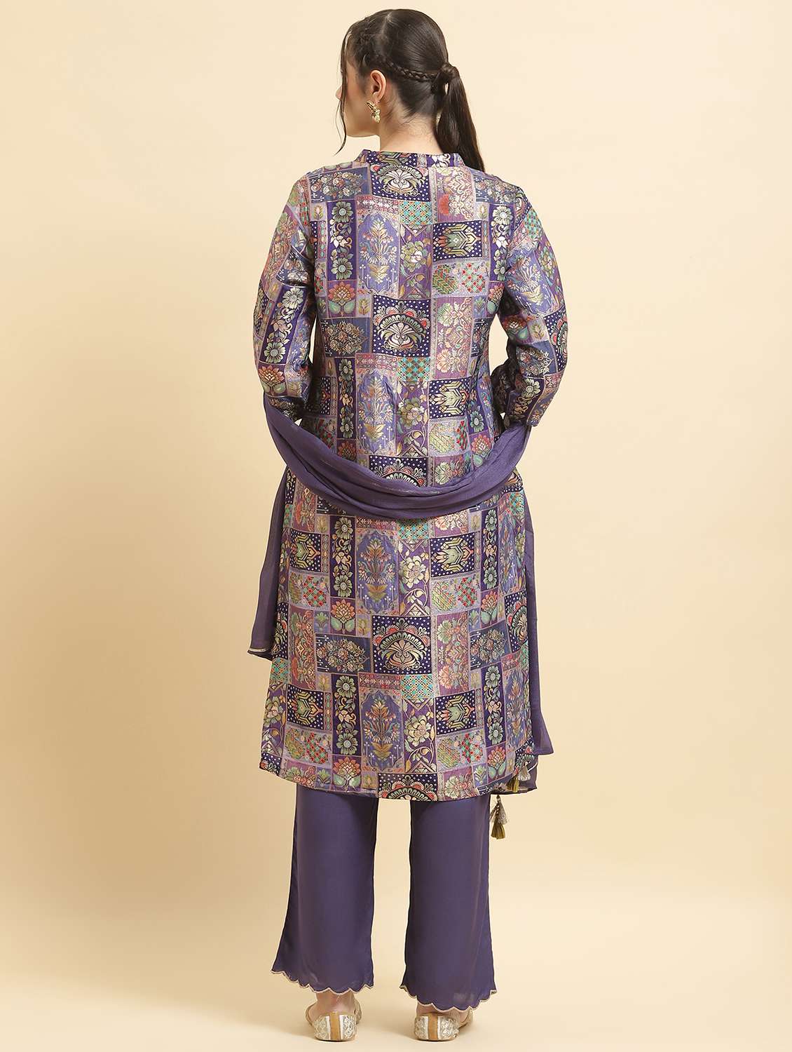 women three quarter sleeve kurta pant with dupatta set - 21221848 -  Standard Image - 4