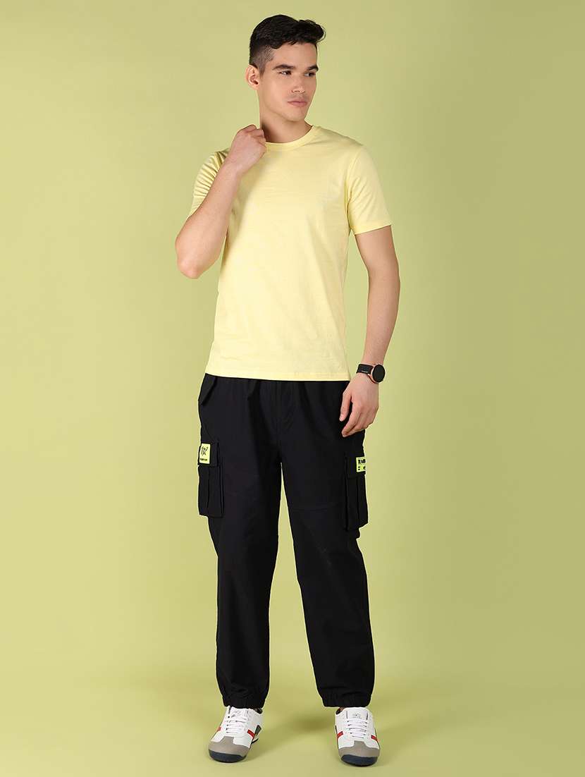 men solid mid rise regular fit jogger - 21222363 -  Standard Image - 4