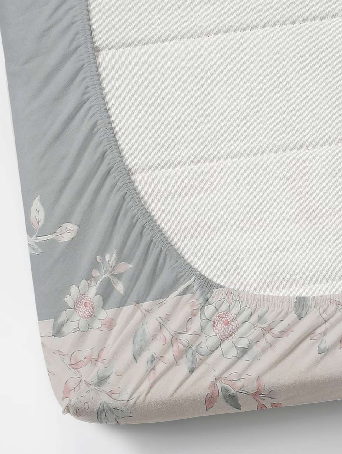 elastic fitted king size bedsheet with two pillow covers - 21222528 - Standard Image - 1