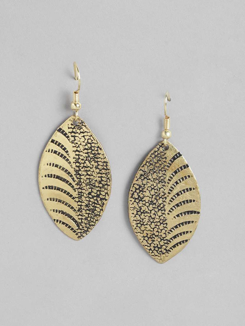 gold metal drop earrings