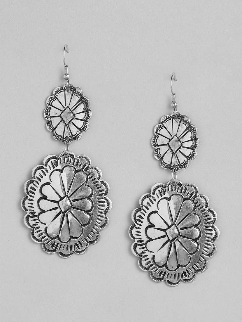 silver metal drop earring