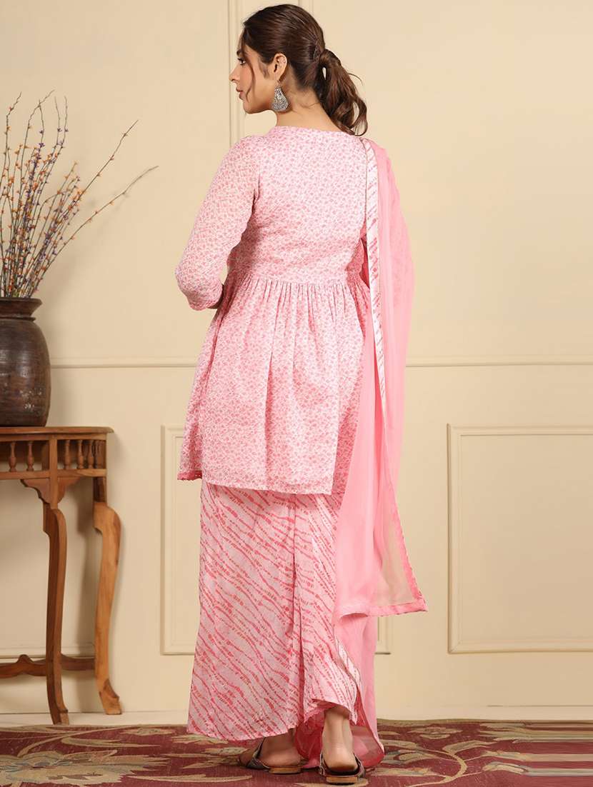 women kurta sharara set with dupatta - 21225115 - Standard Image - 4