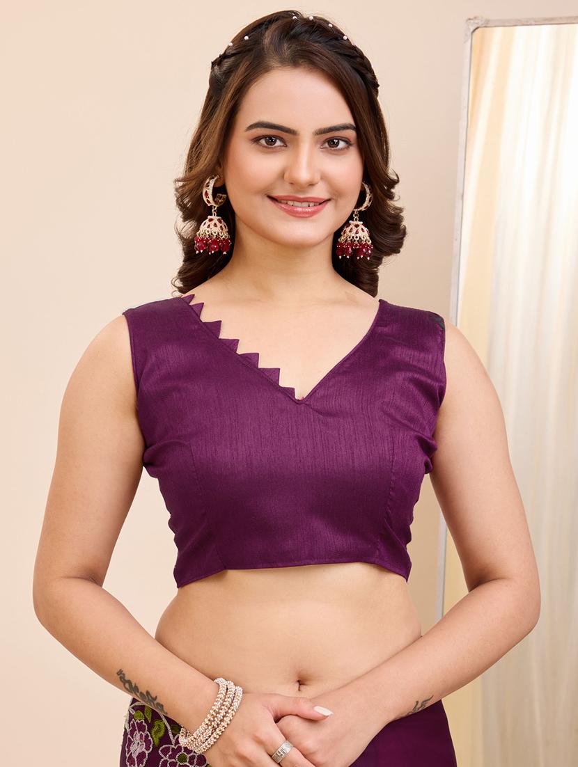 women embroidered saree with blouse - 21227186 - Standard Image - 4