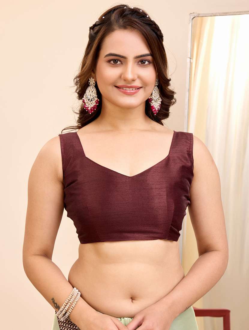 women solid with bordered saree with blouse - 21227205 -  Standard Image - 4