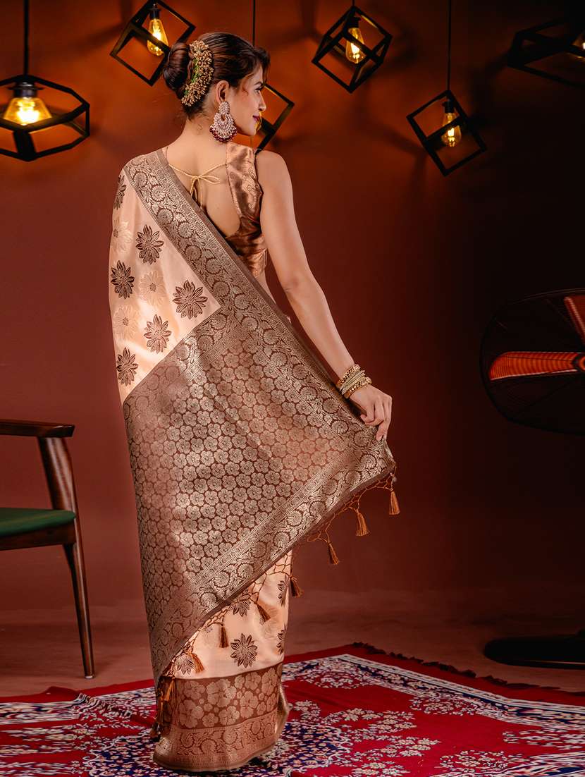 women self design banarasi saree - 21227291 - Standard Image - 1