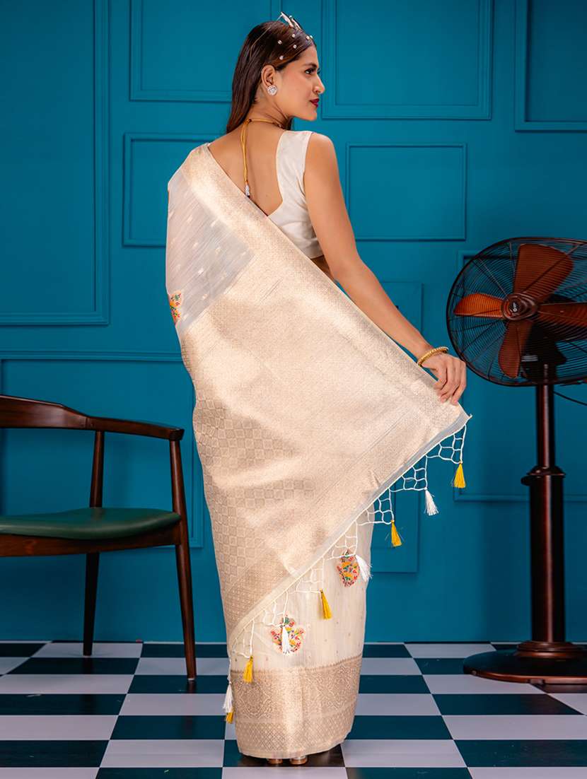off white art silk banarasi saree with blouse - 21227526 -  Standard Image - 1