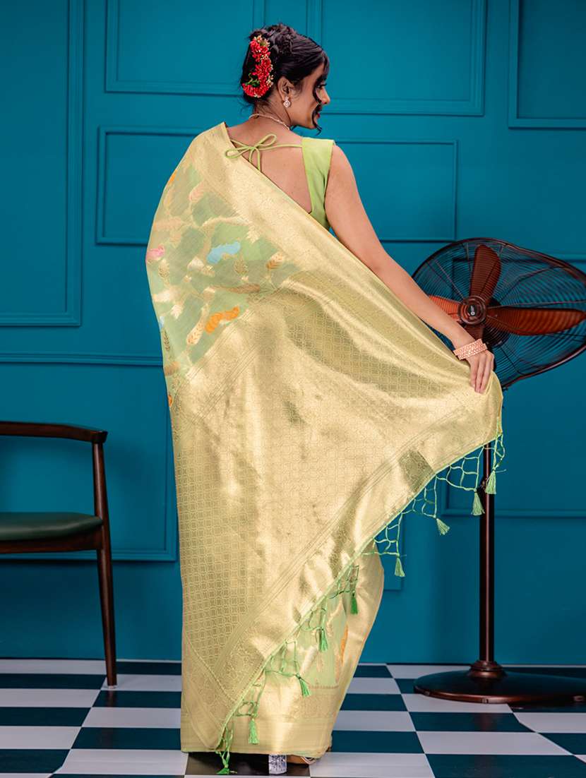 women self design banarasi saree with blouse - 21227572 - Standard Image - 1