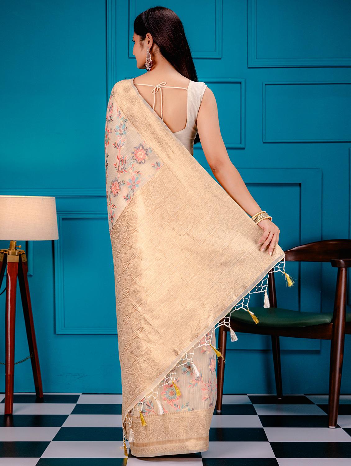 women self design bordered saree with blouse - 21227636 - Standard Image - 1