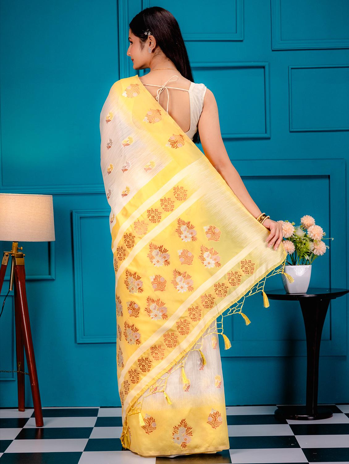 women self design bordered saree with blouse - 21227641 - Standard Image - 1