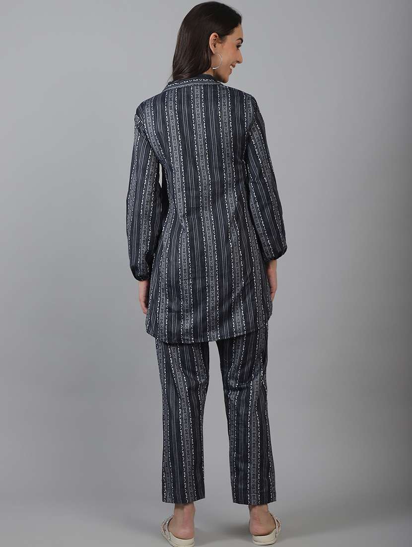 women printed shirt and trouser co-ord set - 21227888 -  Standard Image - 4