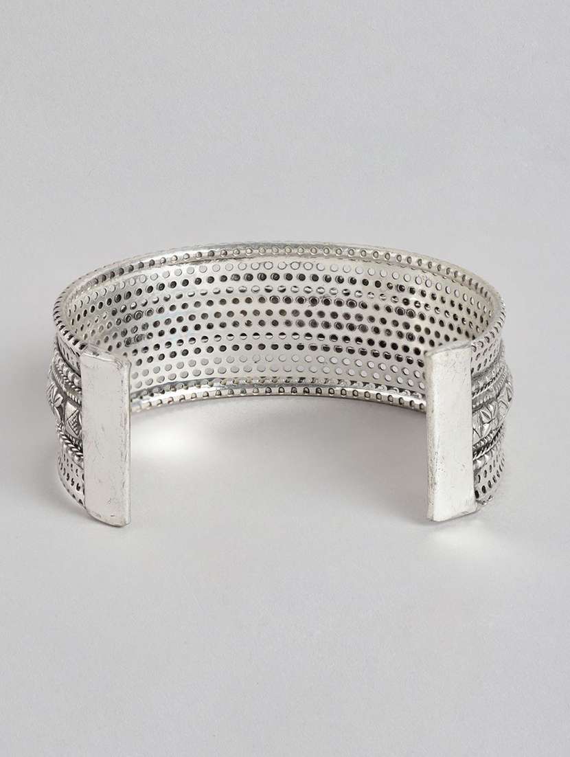 silver brass cuffs bracelet - 21228652 - Standard Image - 1