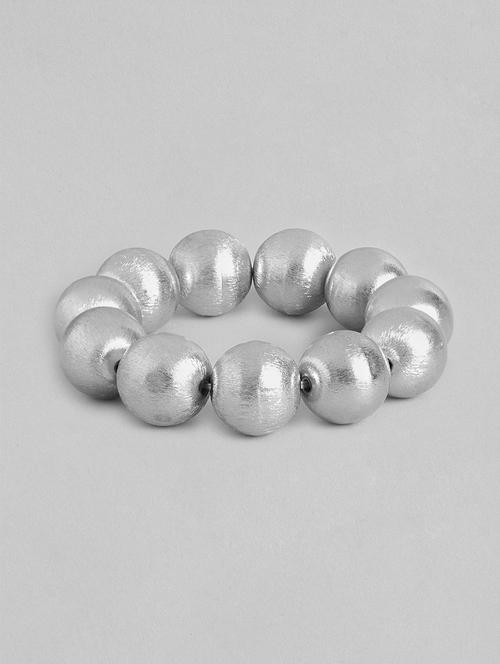 silver brass cuffs bracelet - 21228656 - Standard Image - 0