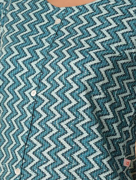 women three quarter sleeve a-line kurta - 21230189 -  Standard Image - 6