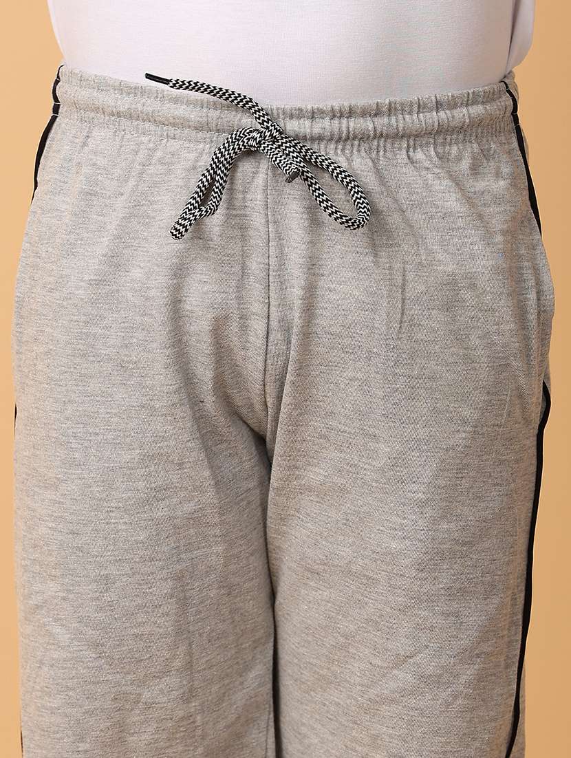 boys cotton solids three fourth shorts - 21230230 -  Standard Image - 6